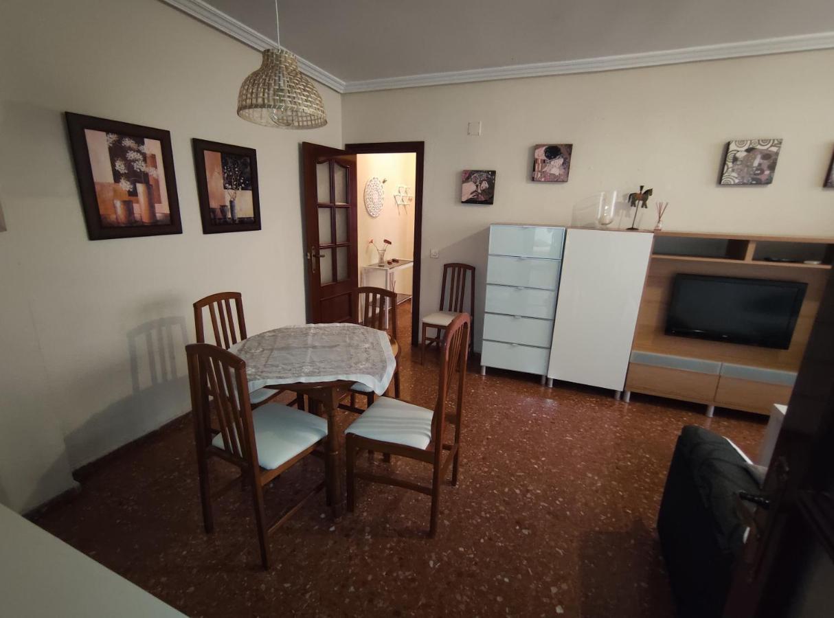Amplio Piso Junto A Playa Victoria Apartment Cadiz Bagian luar foto