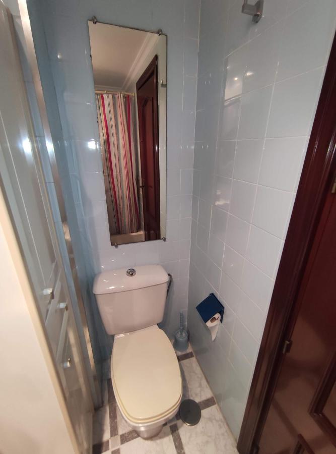 Amplio Piso Junto A Playa Victoria Apartment Cadiz Bagian luar foto
